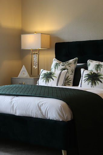 How to create a hotel-style bedroom