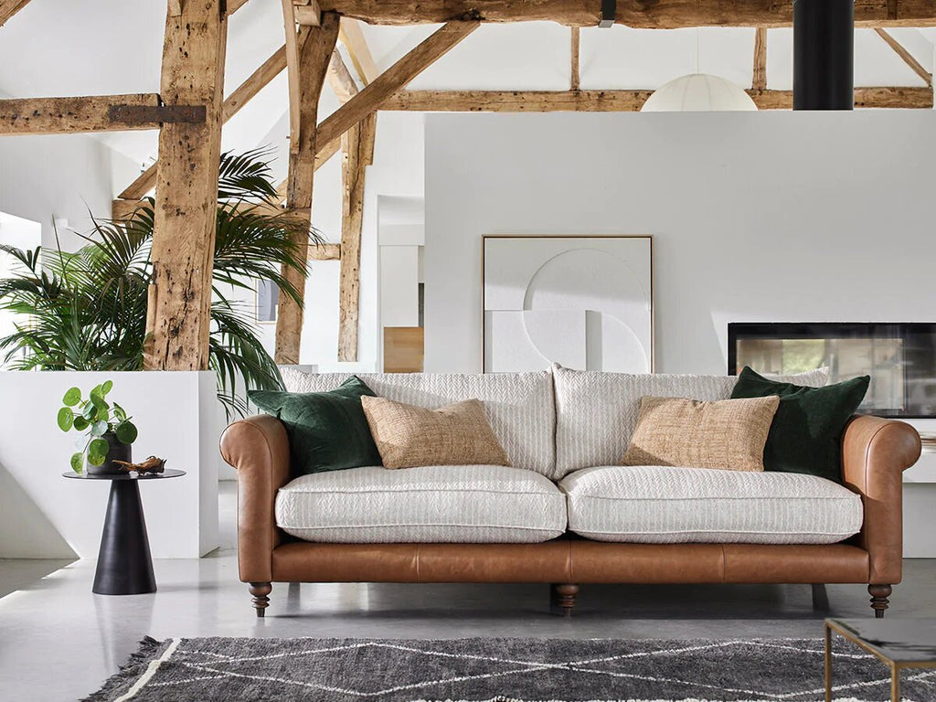 A Guide to Choosing the Right Sofa