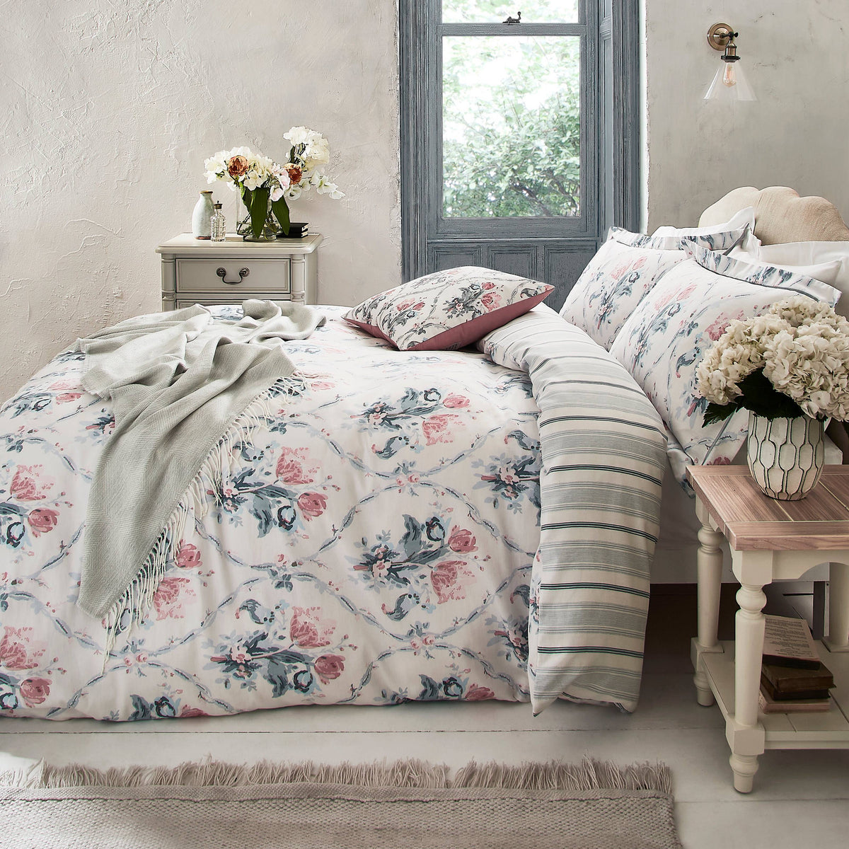 Laura Ashley Scarborough Fair Blush – Andersons of Inverurie