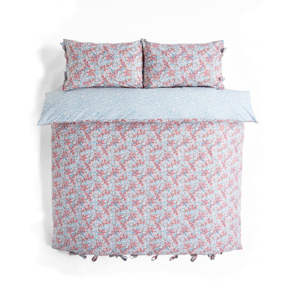 William Morris at Home Clover Powder Blue & Madder Bedding – Andersons ...